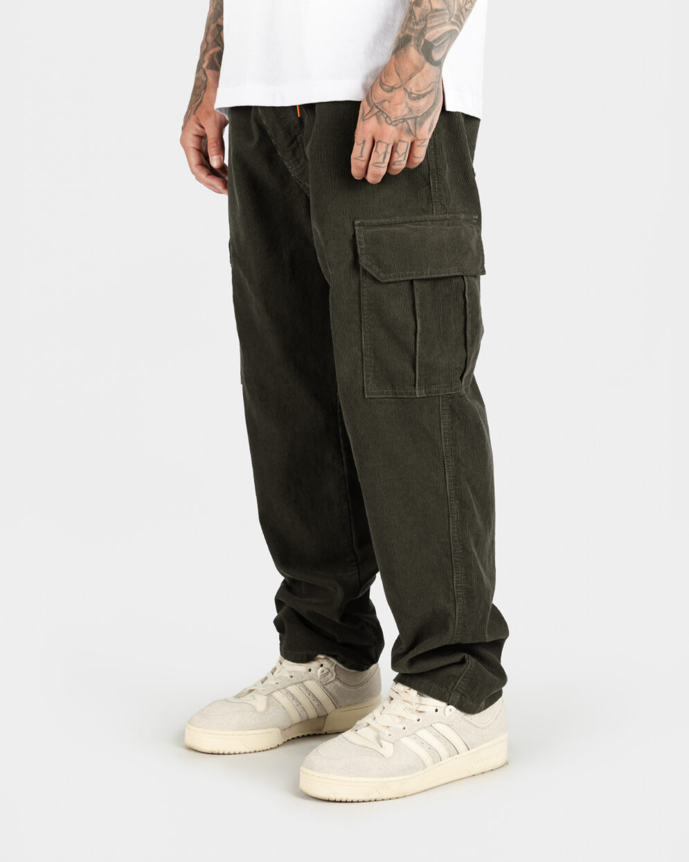 cargo corduroy verde 2 scaled