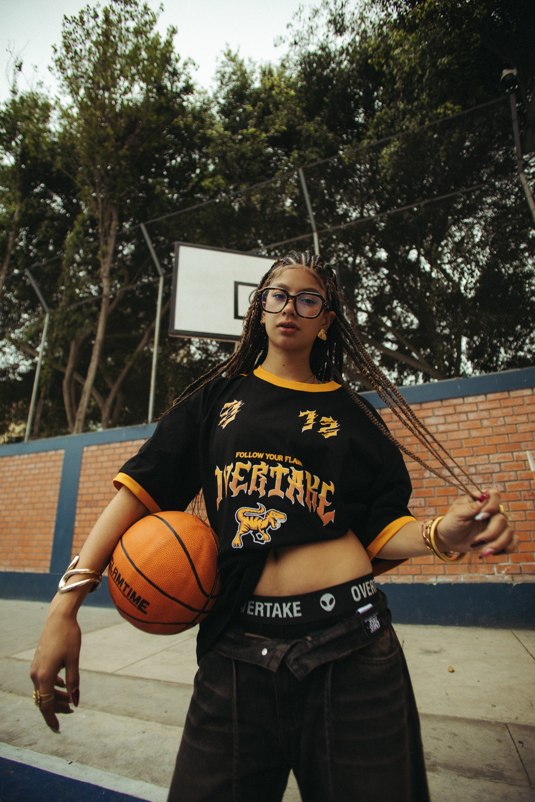 Lucking - Retro Oversize 2 | Overtake Lucking - Retro Oversize - Image 2