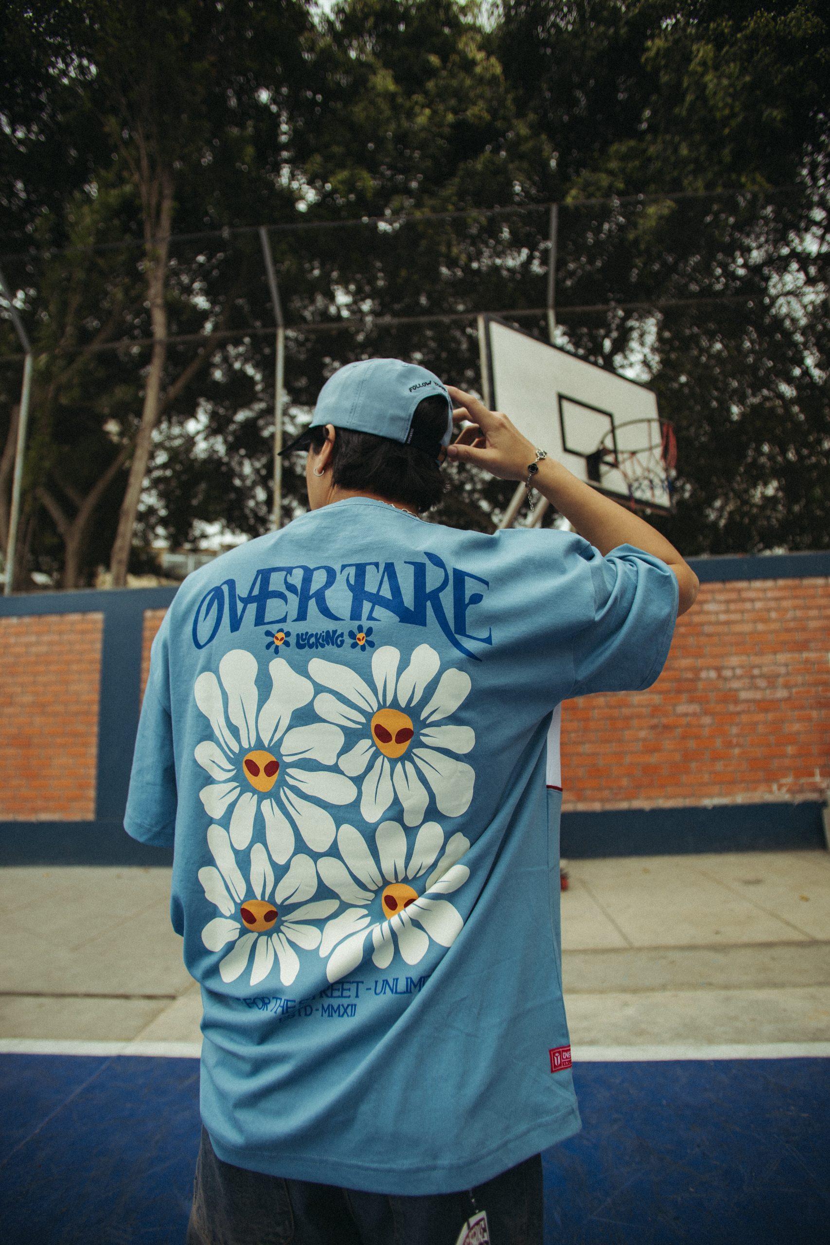 Flowing - Oversize 7 | Overtake Flowing - Oversize - Image 7